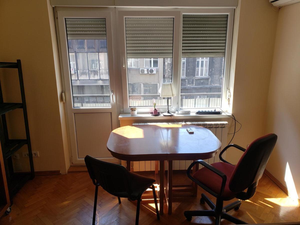 Private Cozy Room 2 With Shared Kitchen In Appartment Belgrad Dış mekan fotoğraf