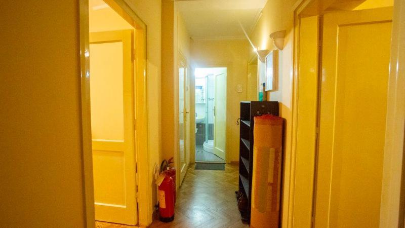 Private Cozy Room 2 With Shared Kitchen In Appartment Belgrad Dış mekan fotoğraf